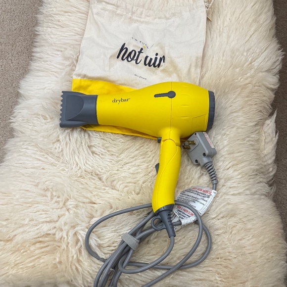 Drybar Buttercup hair dryer - Preowned (GUC) - Picture 1 of 12